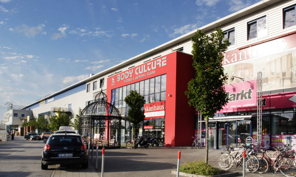 Fachmarktzentrum Otto-Röhm-Straße - Projektbild - 1